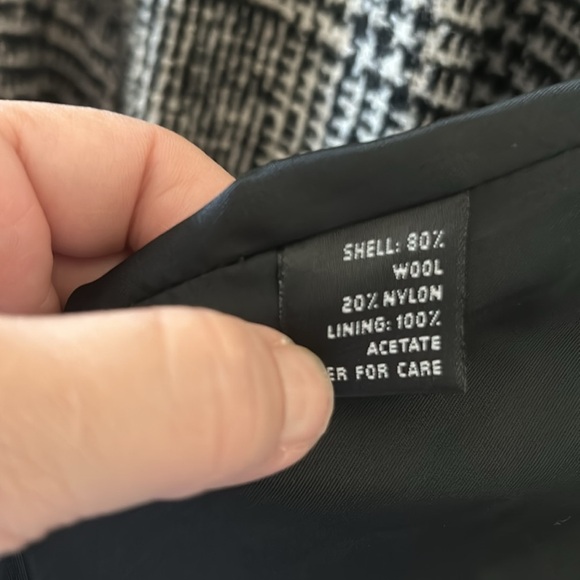 Arden B Glenn Plaid Coat - Picture 3 of 9